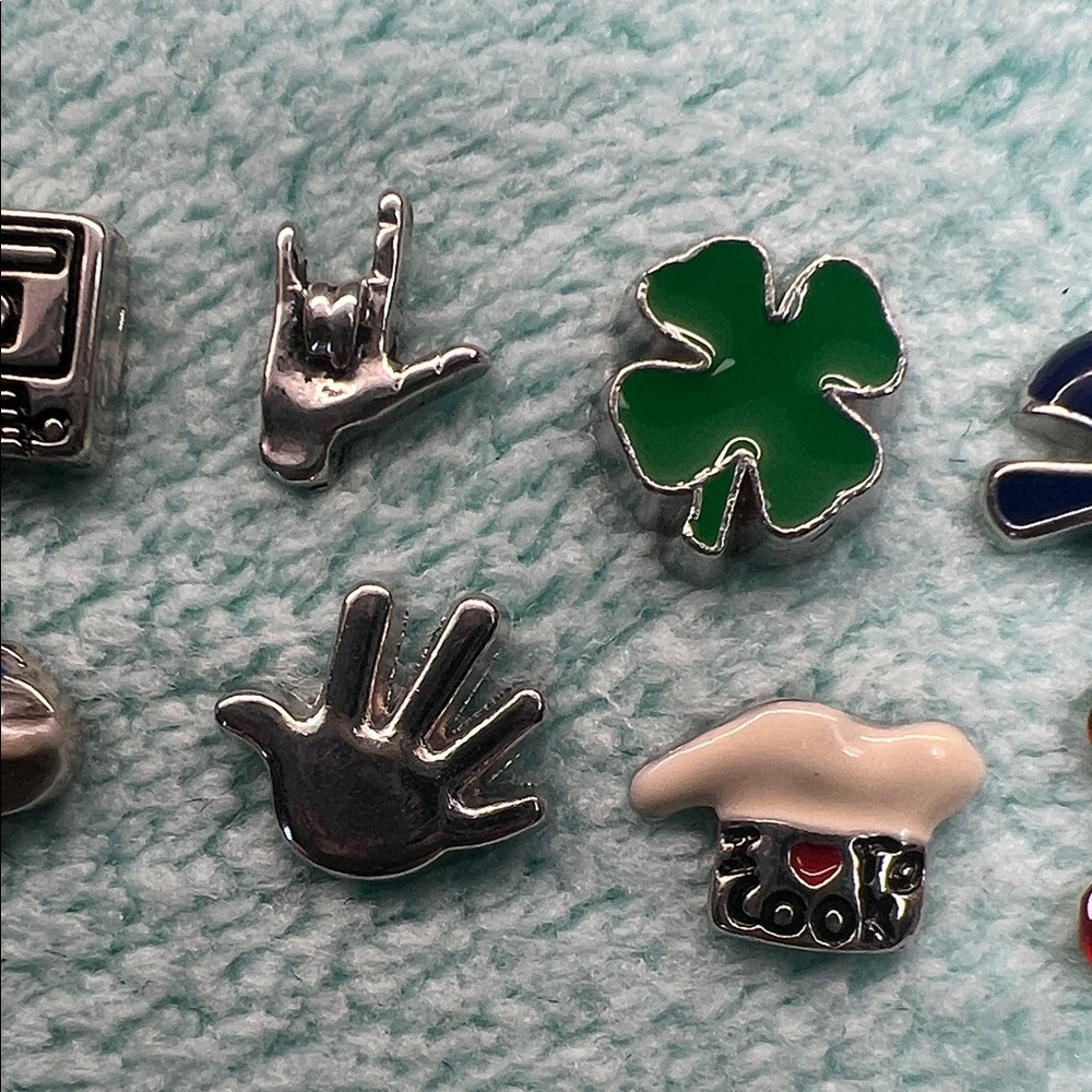 Floating Locket Charms - Picture 4 of 5